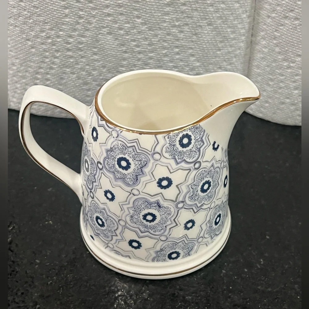 Vintage Grace's Teaware Porcelain Creamer Cobalt Blue Gold Trim - Picture 3 of 4